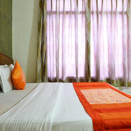 Airport Hotel Paradise International Neu-Delhi Exterior foto