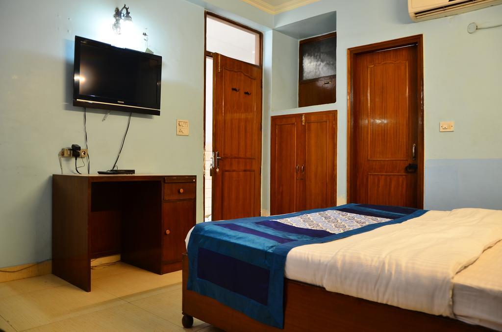 Airport Hotel Paradise International Neu-Delhi Zimmer foto