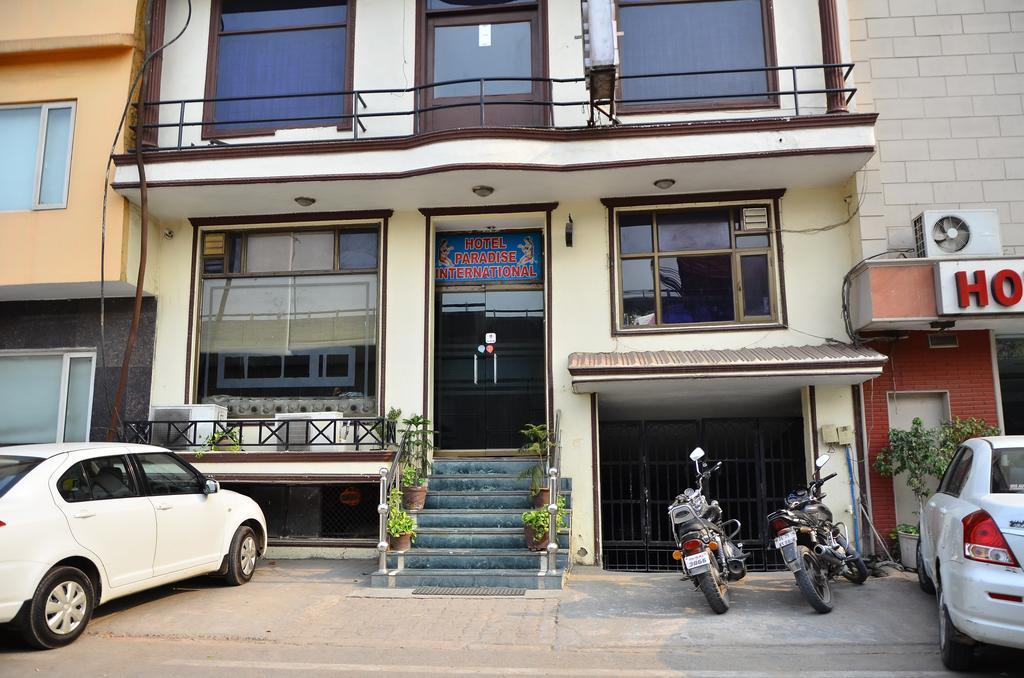 Airport Hotel Paradise International Neu-Delhi Exterior foto