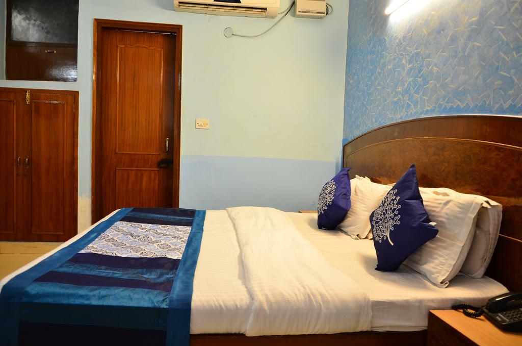 Airport Hotel Paradise International Neu-Delhi Zimmer foto